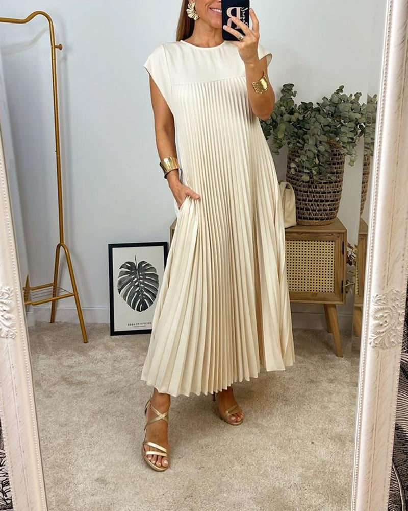 Fantastisches schlichtes einfarbiges Kleid mit Falten