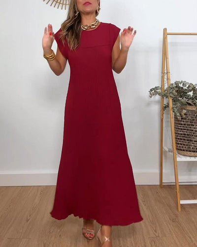 Fantastisches schlichtes einfarbiges Kleid mit Falten