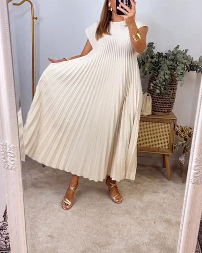 Fantastisches schlichtes einfarbiges Kleid mit Falten