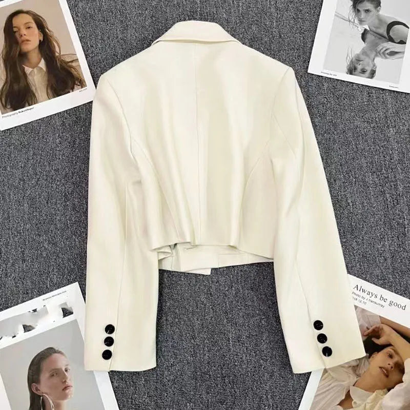 Schwarze Cropped Blazer Frau Trend Kragen