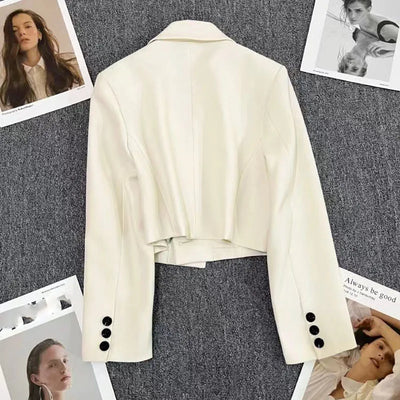 Schwarze Cropped Blazer Frau Trend Kragen