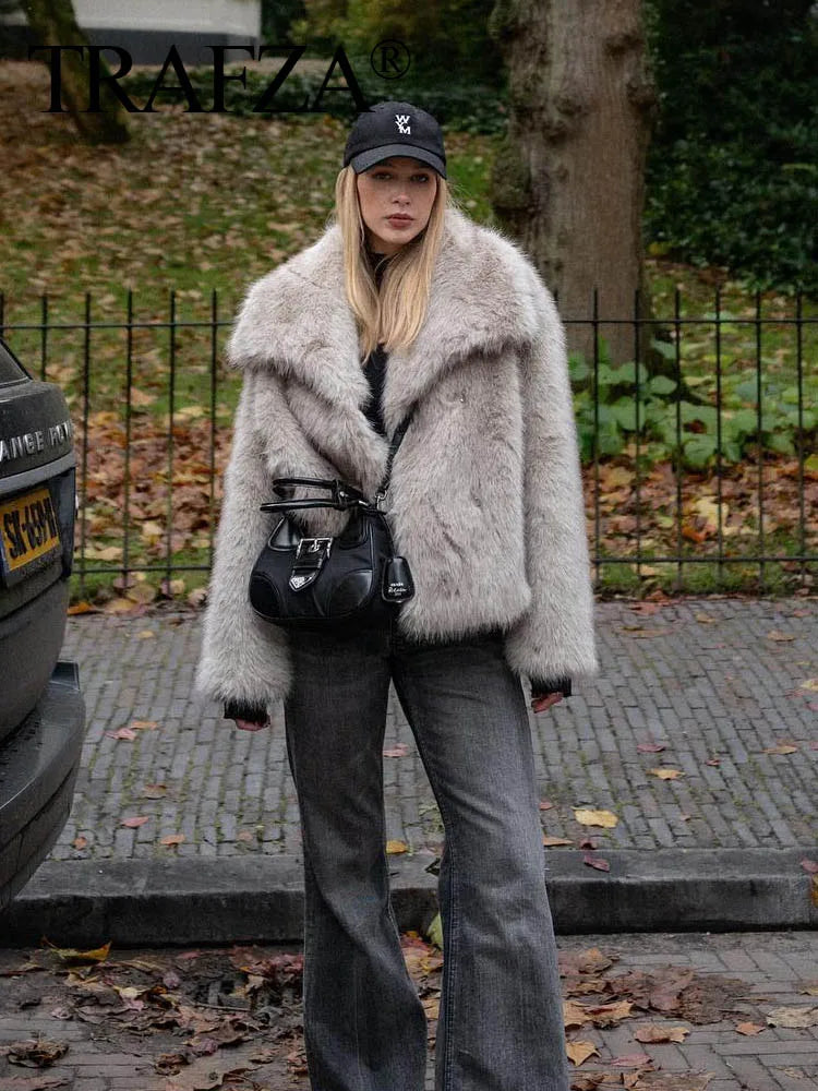 TRAFZA Damenmode, kurze Kunstpelzjacke